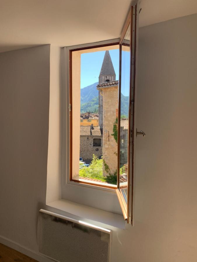 Apartamento Le Grenier Sospel Exterior foto